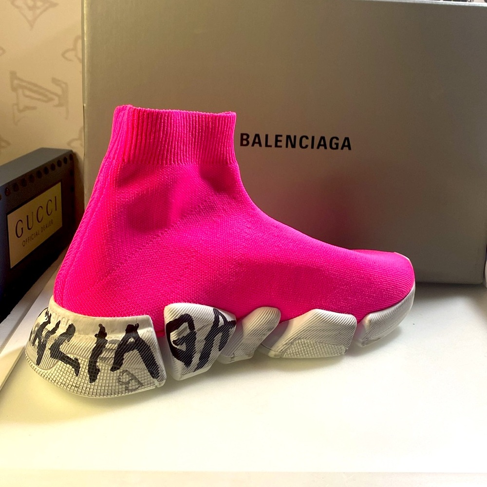 Balenciaga Speed 2.0 Graffiti-Printed Sock Sneakers Size EU 38 (US 8) - Picture 3 of 10